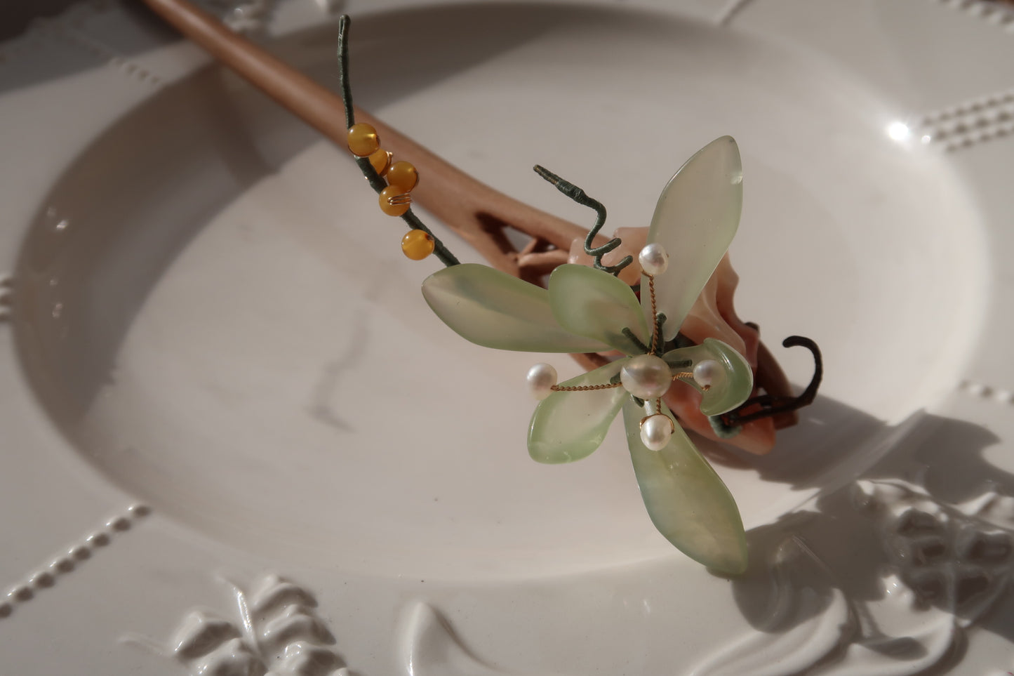 Serpentine jade Orchid on Taihu Stone Hairpin