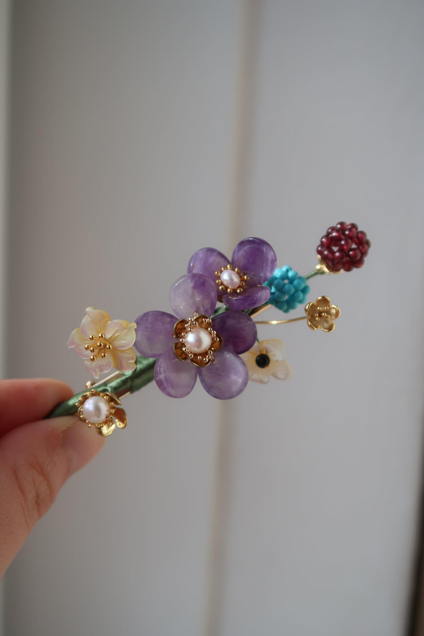 Camellia and pomegranate ebony hairpin