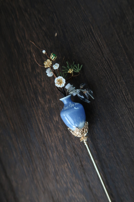 The Three Friends of Winter Flower Vase Hairpin